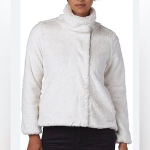 Patagonia White Plush Teddy Fleece Jacket